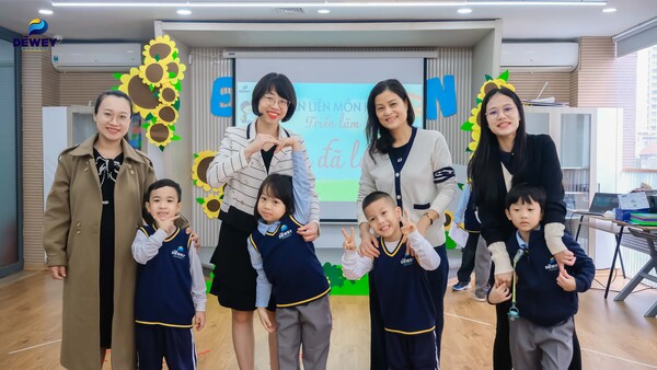 Em-đã-lớn-dewey-cg-03