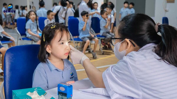 Khám-sức-khỏe-học-sinh-9