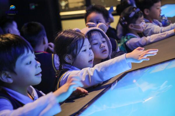 tham-quan-bao-tang-lich-su-vn-08