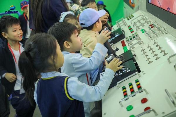 tham-quan-bao-tang-lich-su-vn-09