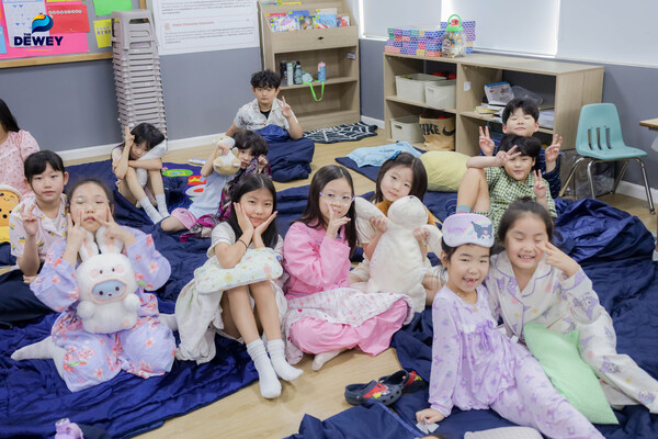 Spirit-Week-pyjamas-07