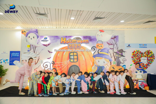 Spirit-Week-pyjamas-08