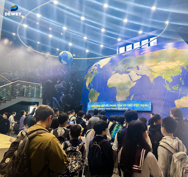 Bảo-tàng-Vũ-trụ-Việt-Nam-03