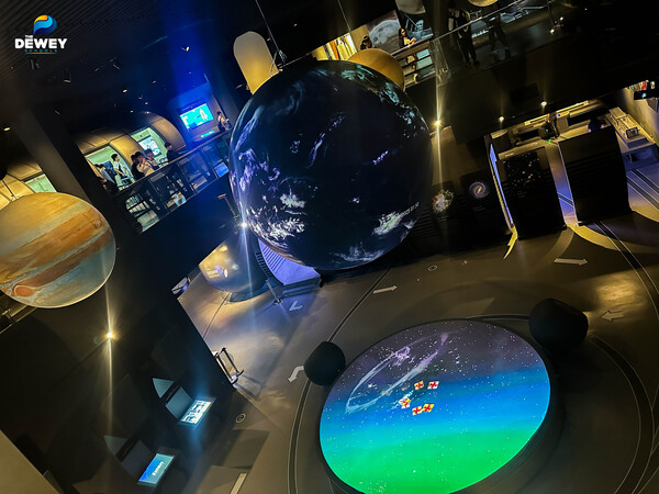 Bảo-tàng-Vũ-trụ-Việt-Nam-06