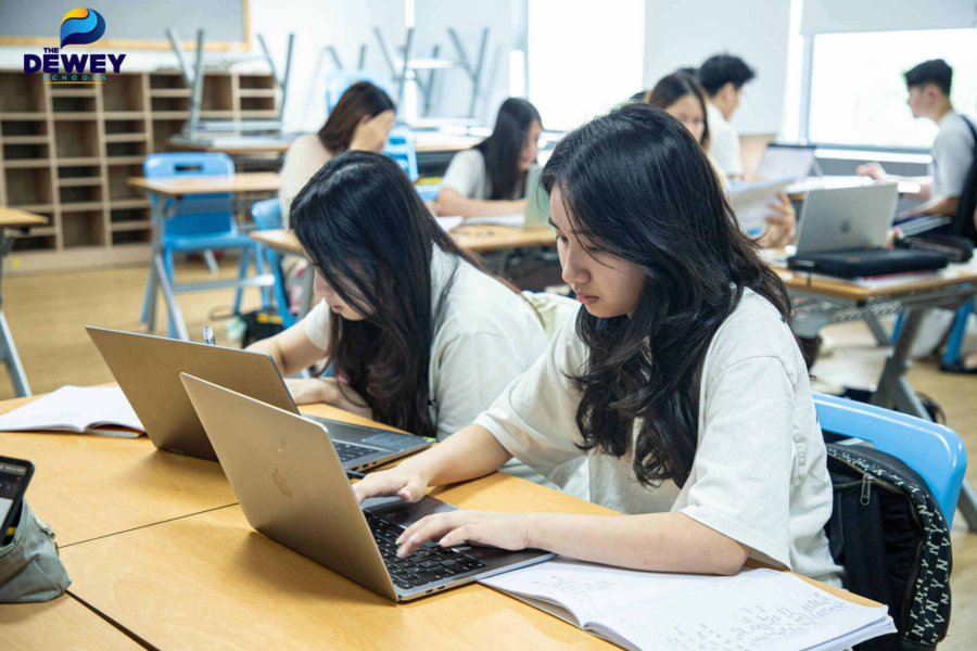 Các thí sinh có chứng chỉ IELTS từ 4.0 trở lên sẽ được miễn thi ngoại ngữ.