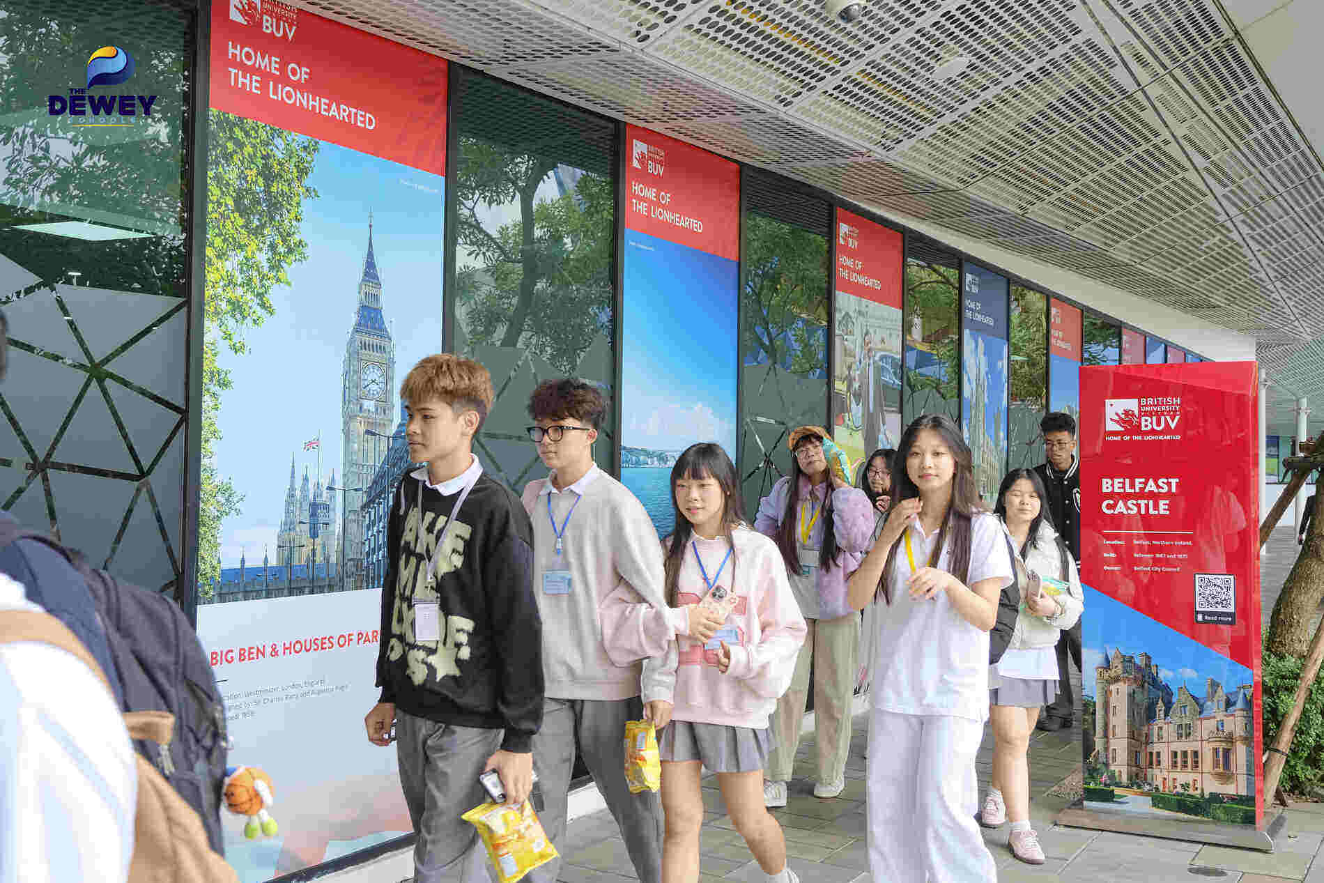 một-ngày-làm-sinh-viên-Đại-học-Anh-Quốc-BUV-cover