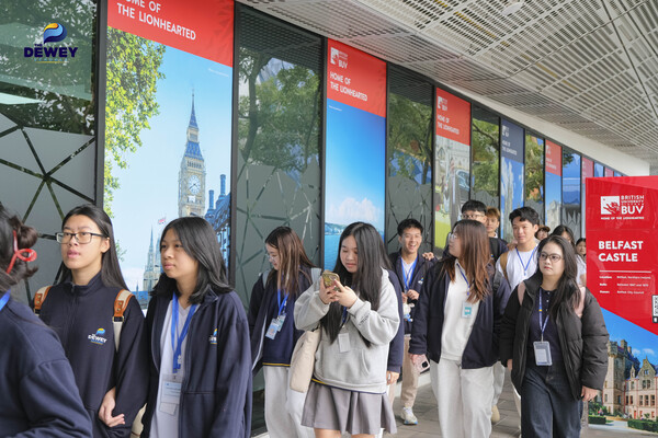 trải-nghiệm-một-ngày làm-sv-ĐH-Anh-Quốc-BUV-06