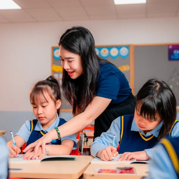 Nhóm CLB Ngôn ngữ