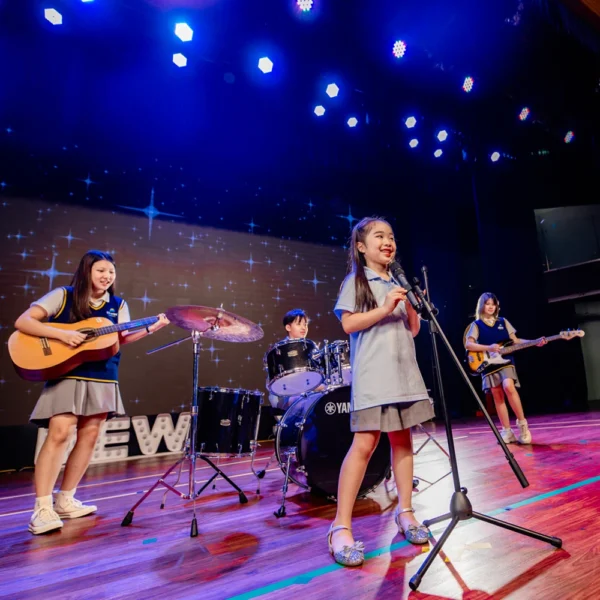 Nhóm CLB Nghệ thuật