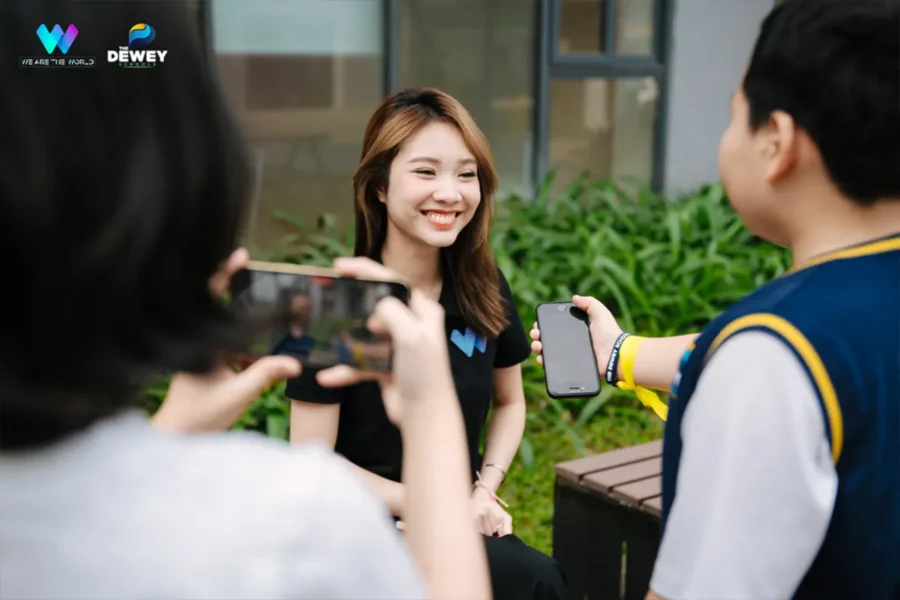 We Are The World - Kênh truyền hình đầu tiên do Học sinh sản xuất, phát sóng trên FPT Play và TV 360