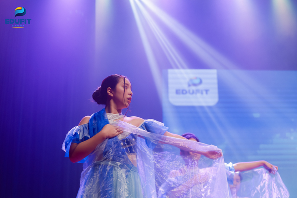 Recap-Kick-off-edutfit-15-năm-16