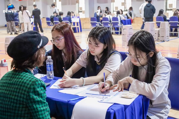 Recap-hướng-nghiệp-K9-11-7