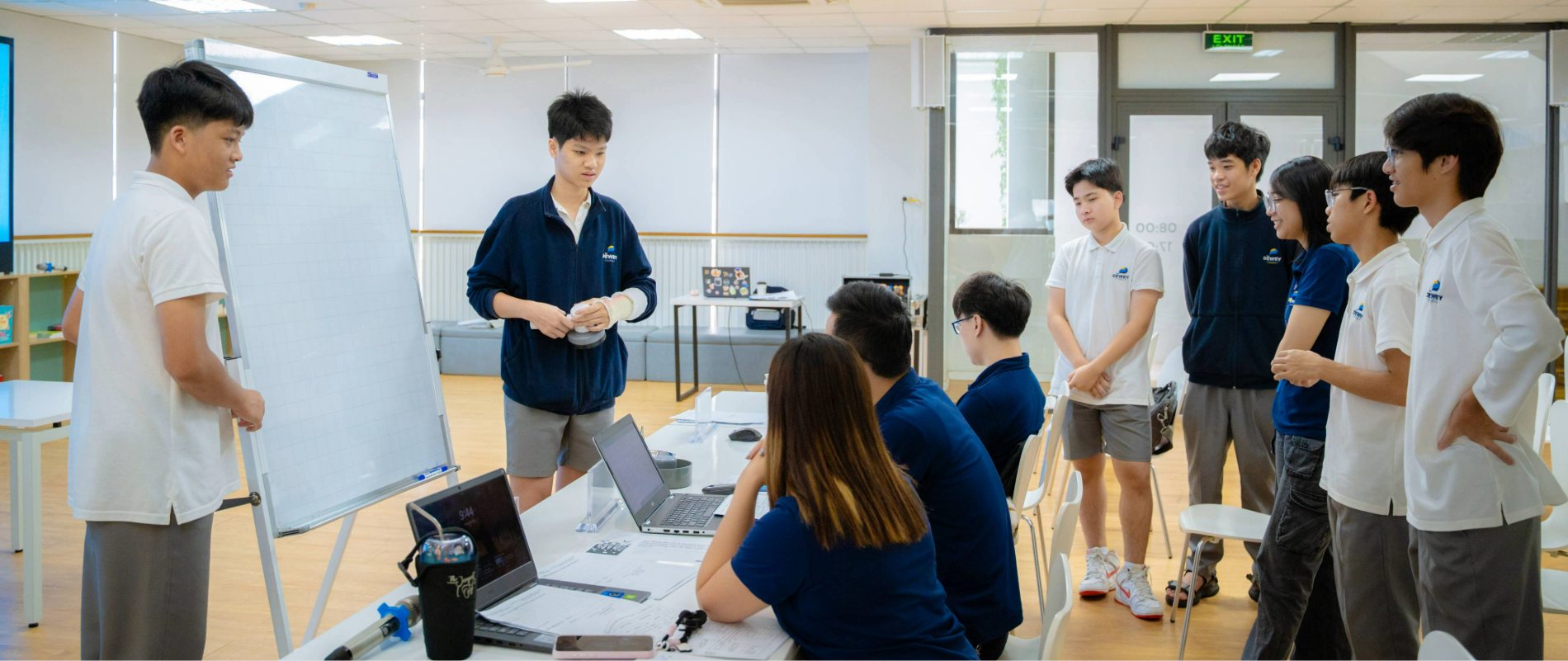 cong-trinh-khoa-hoc-01