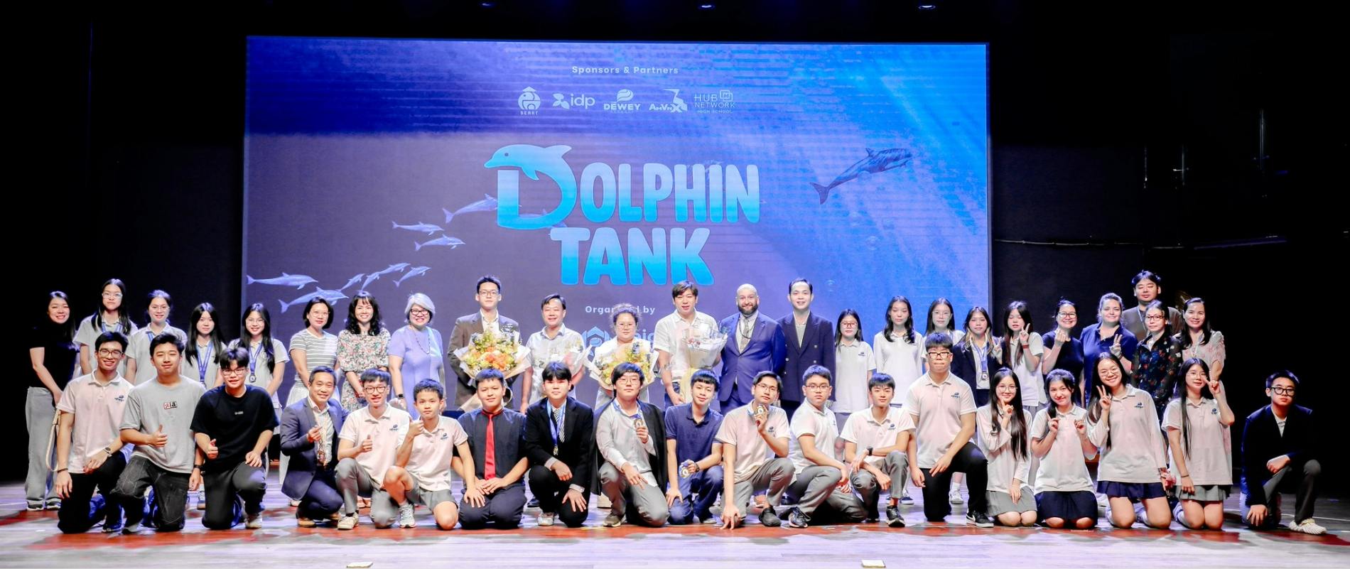 dolphin-tank-01